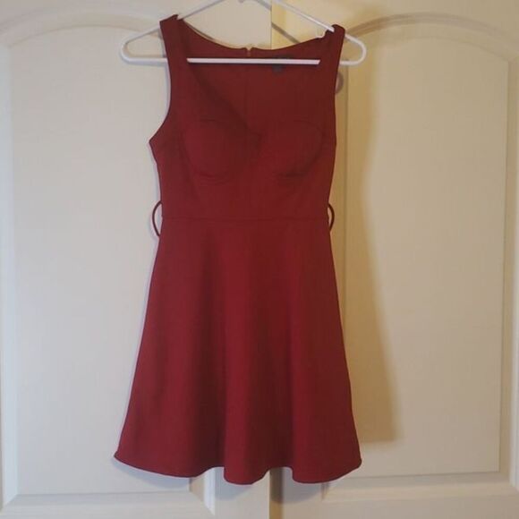 TwentyOne Red Dress Sz S - Picture 1 of 4